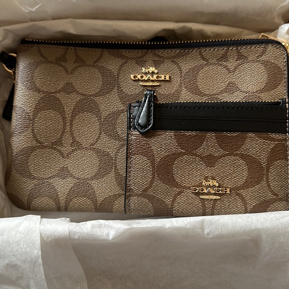 Authentic Coach purse and wallet - Picture 2 of 7